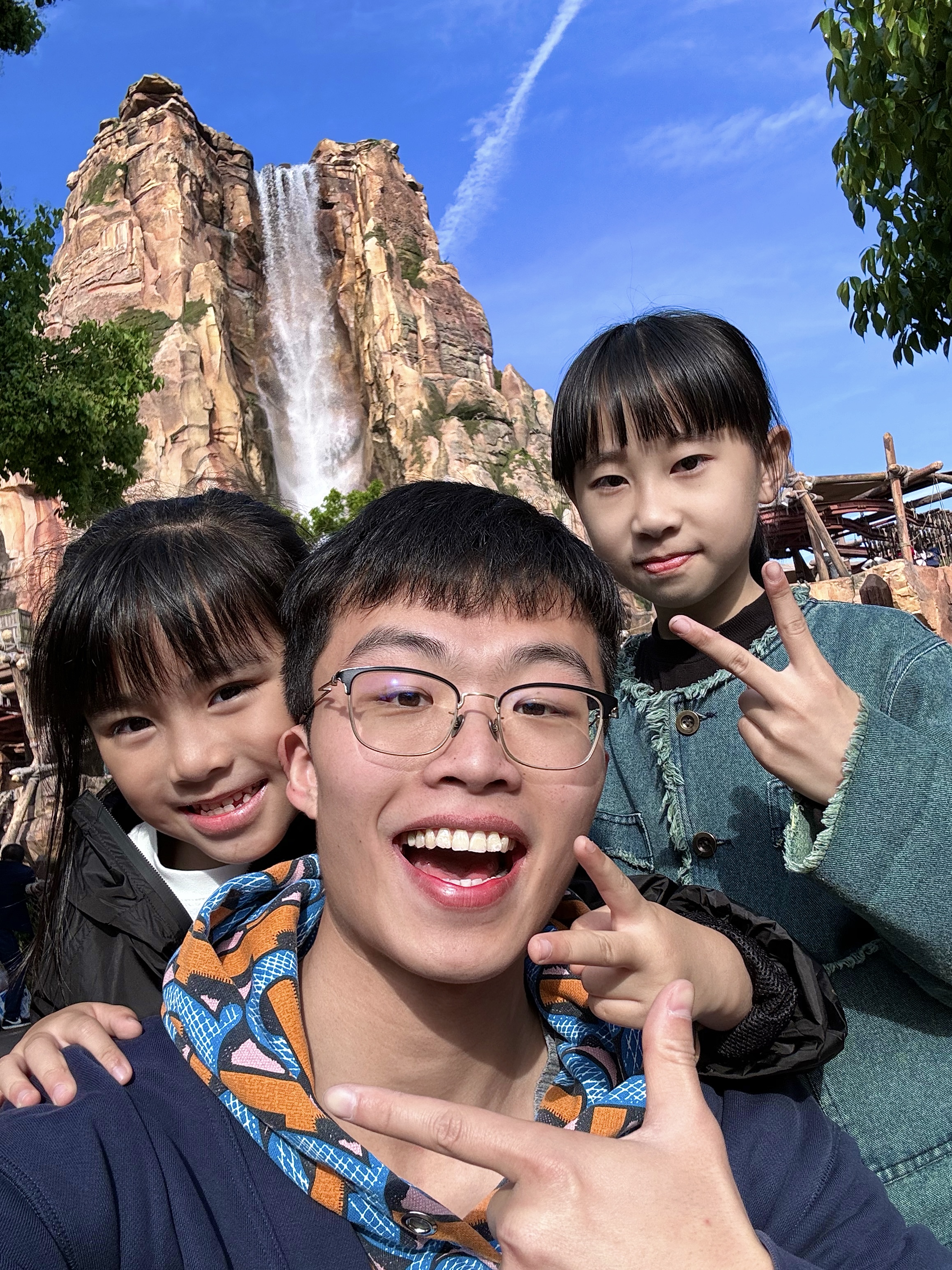 迪士尼带妹妹